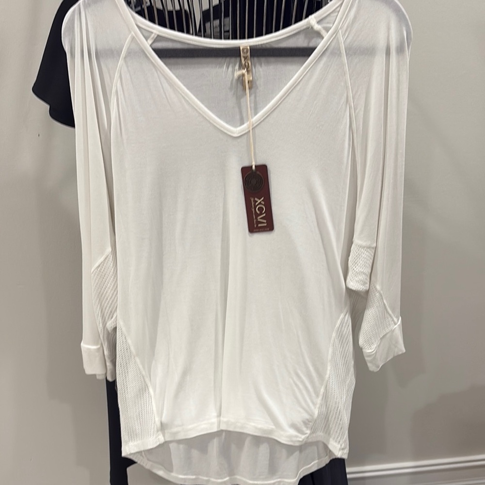 XCVI Wearables Women's White V-Neck Dolman Top